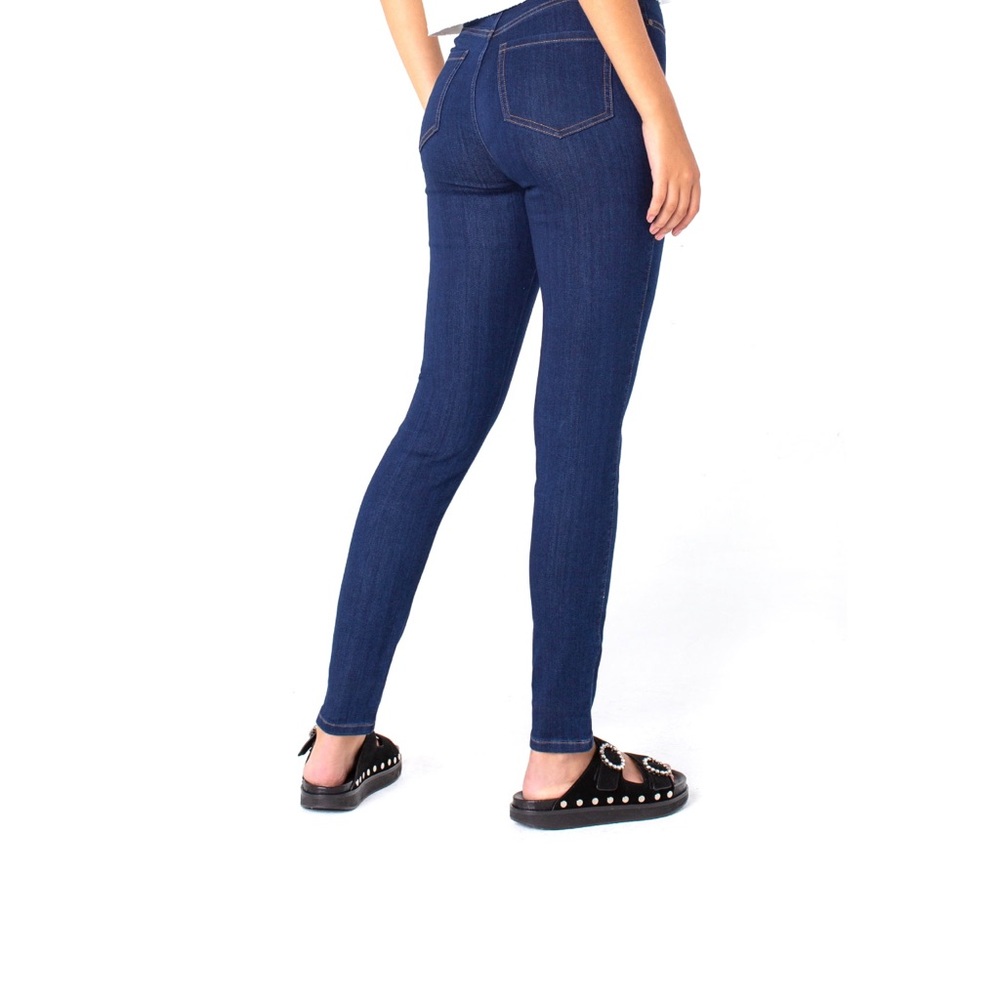 Celebrity pink jean